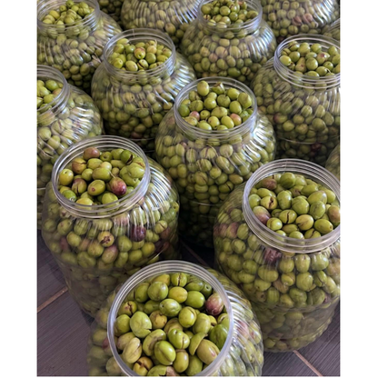 Küçük Çiftlik Taş Kırma Yeşil Ayvalık Zeytini – NET 2 KG